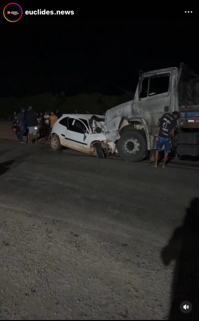 img_4226-1-636x1024 Noite marcada por acidentes na rodovia BR116 Euclides da Cunha
