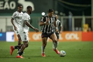 Hulk aponta para Botafogo como favorito ao título da Libertadores