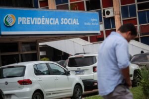 INSS: não há pagamento de 14º salário ou folha extra de 13º salário