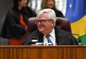 Presidente do STJ diz que juiz brasileiro é alvo de assédio permanente e que alguns perdem cautela