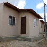 Programa Bahia, Minha Casa entrega moradias em Jiquiriçá; governo também entrega escola de tempo integral