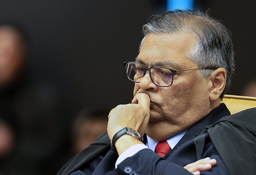 Decisão de Dino que bloqueou R$ 4,2 bi em emendas provoca reação e relator do Orçamento fala em ‘desgaste’