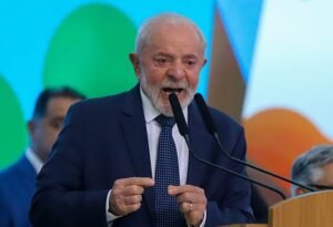 Decreto de Lula cria novas regras para uso de força pelas polícias; veja principais pontos