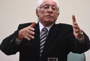 Morre aos 97 anos Alceu Collares, único governador negro do Rio Grande do Sul