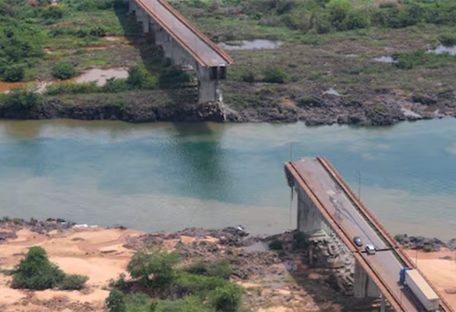 Número de mortos após queda de ponte sobe para quatro; 13 pessoas estão desaparecidas