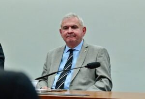 Angelo Coronel aprova nome de Ivana Bastos para a 1ª vice da Assembleia, mas diz que vai ouvir deputados: “Para mim, pacifica”