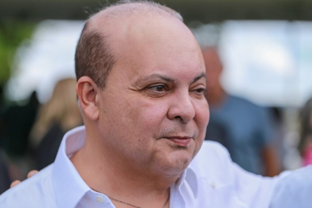 Ibaneis quer enviar reajuste dos policiais ao Planalto em março "se chegar a acordo"