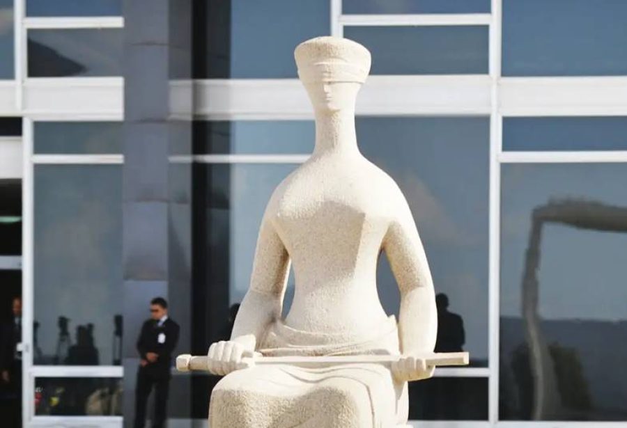 Juiz absolve estudante de acusação de injúria racial e diz que condenação atrapalharia seu futuro