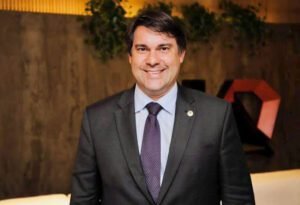 Líder do PP confirma apoio a chapa Adolfo e Ivana na Assembleia