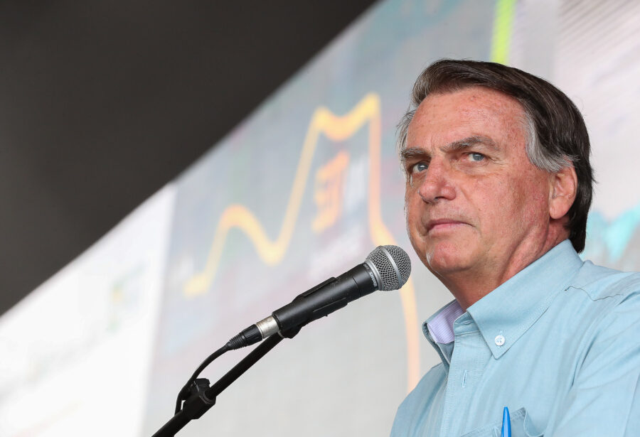 Bolsonaro já classificou Lei da Ficha Limpa como ‘justa’ e a protegeu com veto presidencial