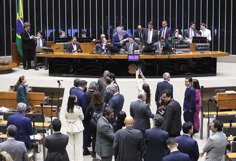 Congresso promete ao STF individualizar autor de emenda e votá-las em comissões