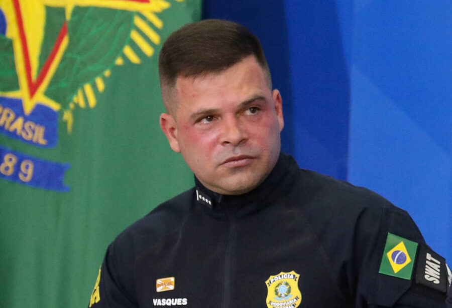 Denúncia aponta aparelhamento do Estado via PRF em prol de trama golpista