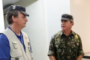General diz ter falado com Bolsonaro sobre data de golpe; ouça áudio