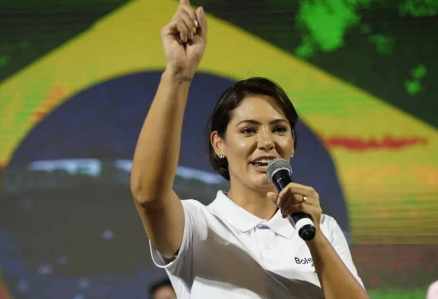 Michelle Bolsonaro atinge melhor desempenho nas pesquisas do PL contra Lula