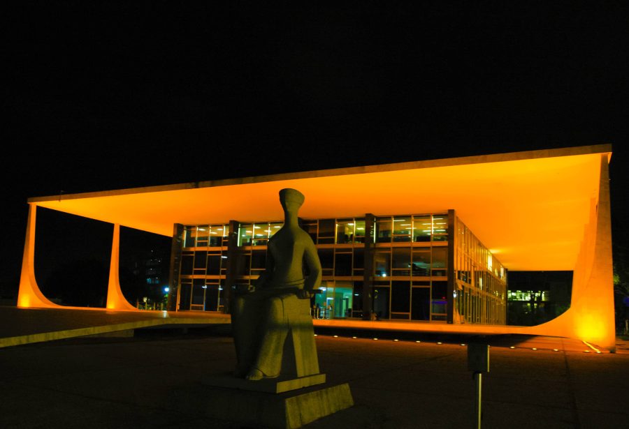 Ministras do STF apresentam menos votos divergentes que colegas homens do tribunal