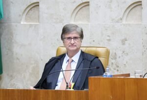 PGR turbina acusação contra Bolsonaro com conclusões que nem mesmo a PF bancou