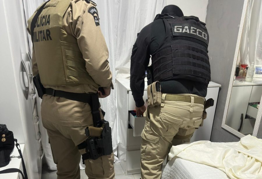 Quatro PMS e um guarda municipal são alvos de operação do MPBA e SSP