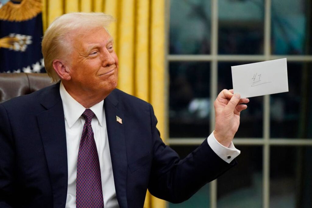 Trump cumpre promessa e taxa aço e alumínio em 25%; Brasil é atingido