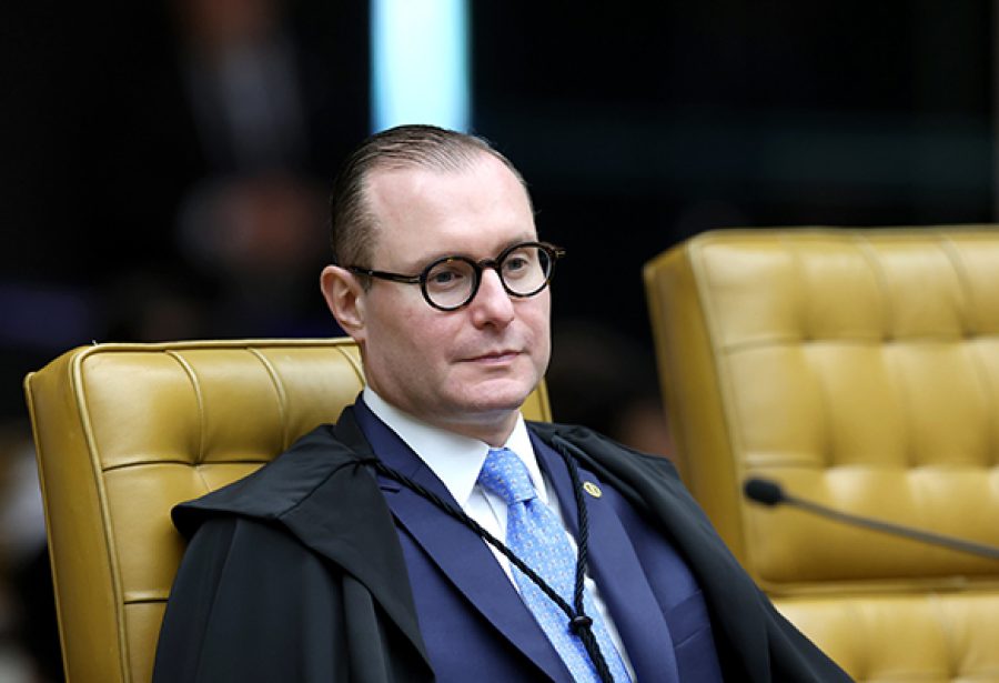 Zanin vota para tornar 3 deputados do PL réus sob acusação de corrupção