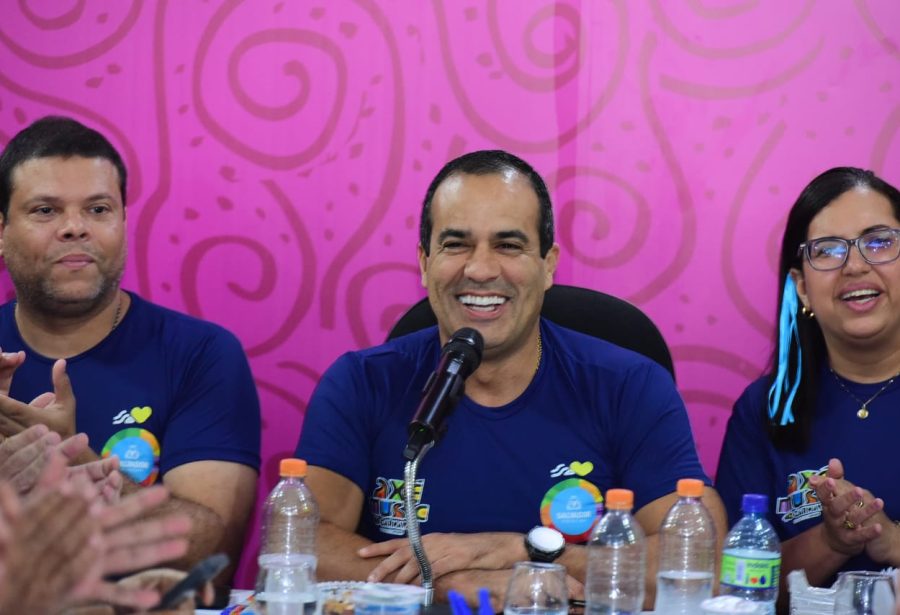 Bruno Reis destaca equilíbrio de público entre circuitos no penúltimo dia de Carnaval