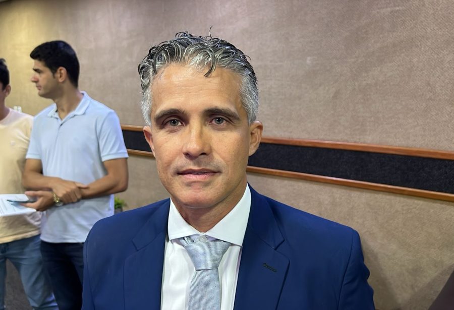 Ex-presidente da OAB faz coro para Jerônimo pautar salário estadual da advocacia