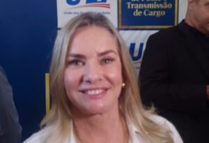 Ivana Bastos diz que tem evitado se envolver em disputa pela 1ª vice-presidência da Assembleia