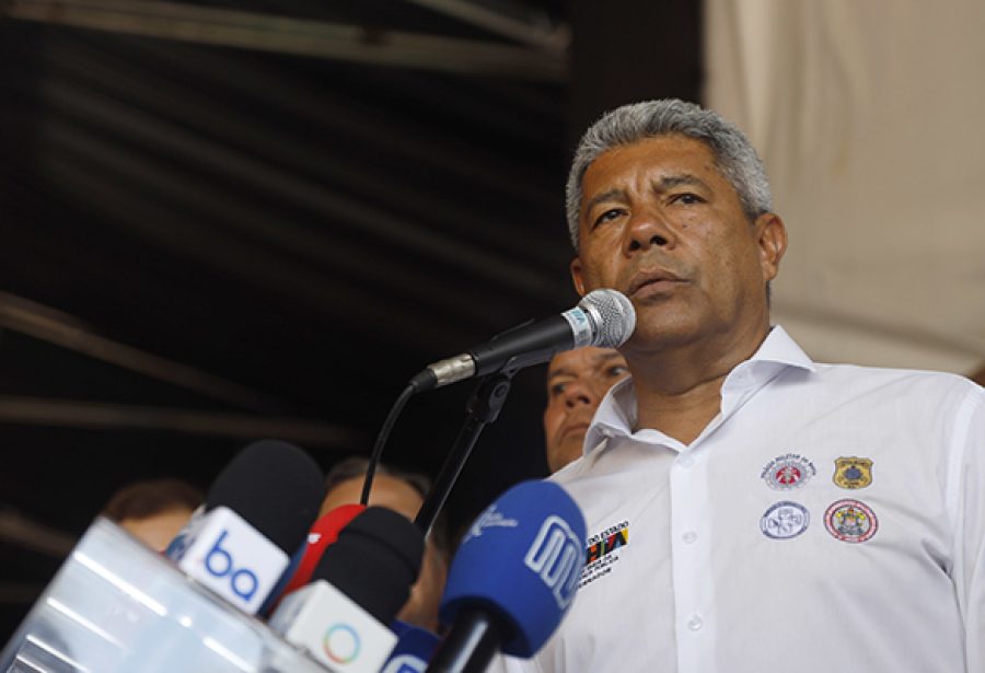 Jerônimo responde ministro do STJ após piada xenofóbica: ‘Respeite a Bahia’