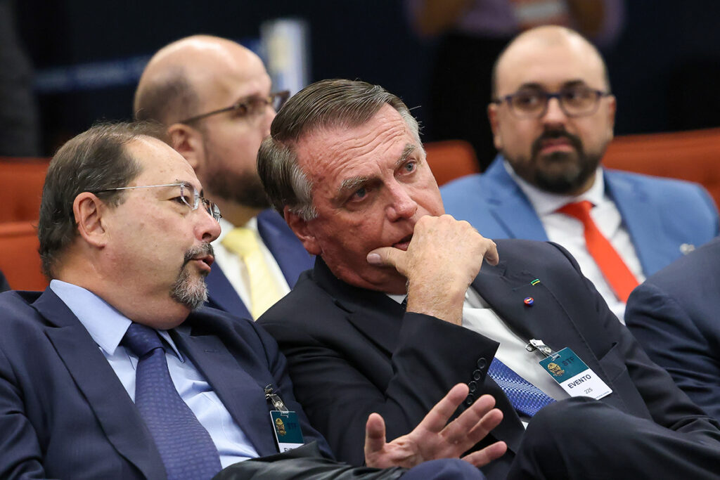 Moraes e outros 4 ministros do STF decidem nesta quarta se Bolsonaro e aliados serão réus