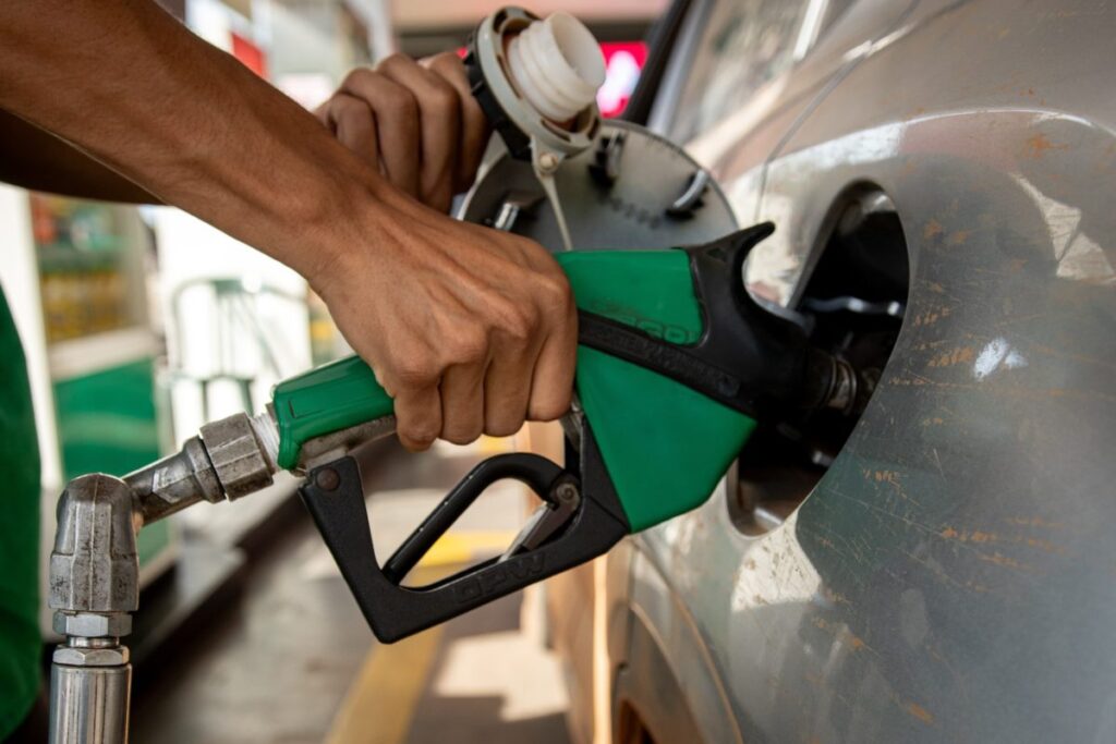 Petrobras anuncia redução de 4,6% no preço do diesel