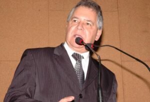 Procurador-geral da Assembleia explica que, do posto de vista jurídico, Ivana Bastos segue presidente interina da Casa