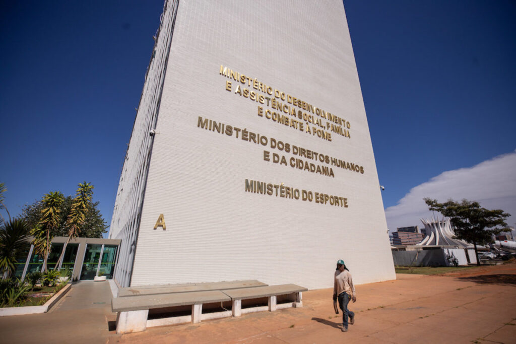Reajuste: demora na aprovação do Orçamento deixa servidores em alerta
