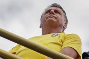 STF decide se torna réus Bolsonaro e 7 aliados denunciados pela PGR