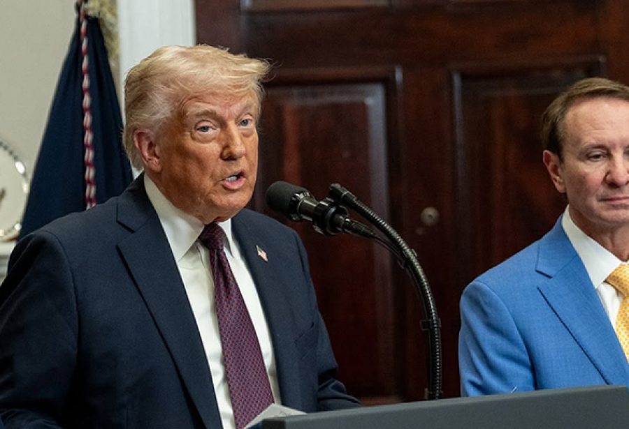 Trump pretende taxar todos os setores se incluir Brasil em tarifaço, diz autoridade da Casa Branca