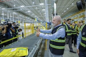 "Mesmo com Trump falando o que quiser, Brasil está seguro", diz Lula