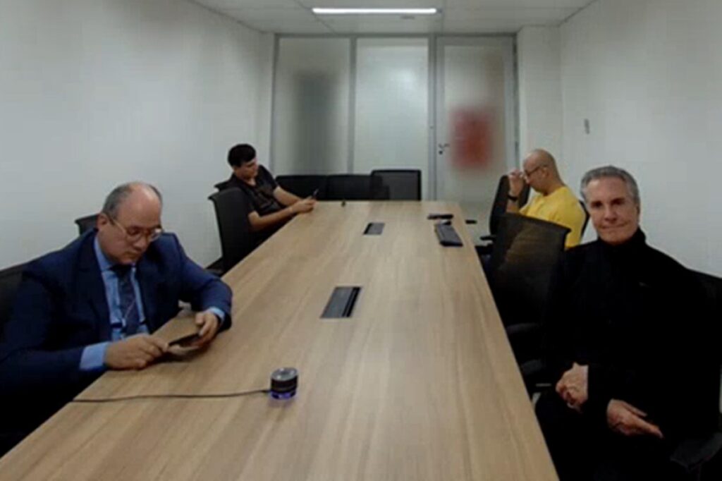 Collor é transferido para presídio em AL após audiência de custódia