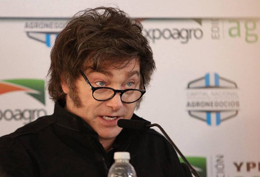 Apesar de diferenças, conhecê-lo foi uma honra, diz Milei sobre papa; veja repercussão da morte