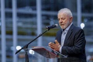 Após atrasos no Congresso, Lula sanciona Orçamento para 2025 com vetos