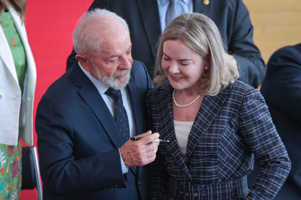 Após urgência, governo traça plano para tentar barrar PL da Anistia