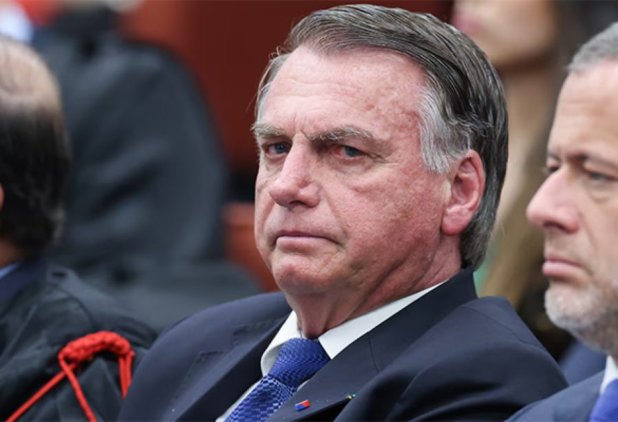 Bolsonaro manda PL estudar ajuste na proposta de anistia após conversa com Motta