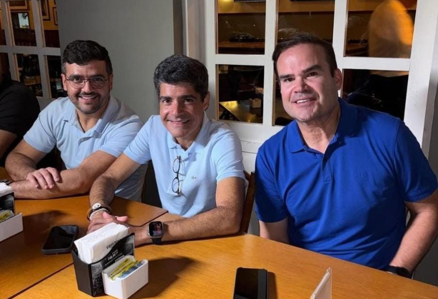 Com acordo fechado sobre federação entre PP e União Brasil, Cacá Leão acompanha ACM Neto em retomada da agenda do ex-prefeito no interior