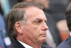 Datafolha: 52% acham que Bolsonaro deveria ser preso por tentativa de golpe