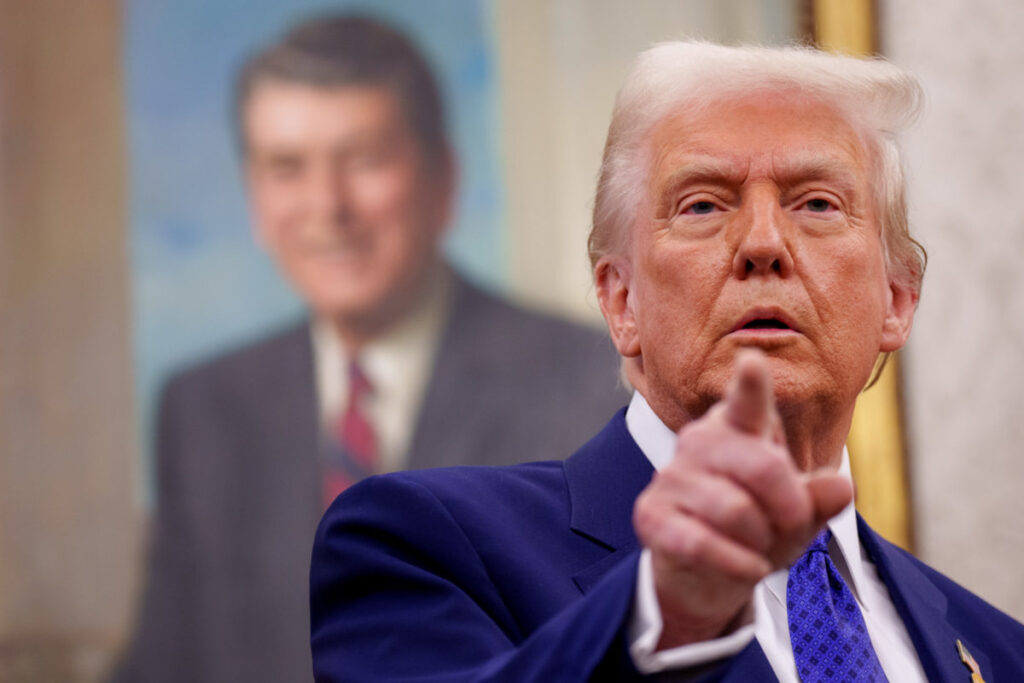 "É preciso ser flexível", diz Trump após recuar no tarifaço