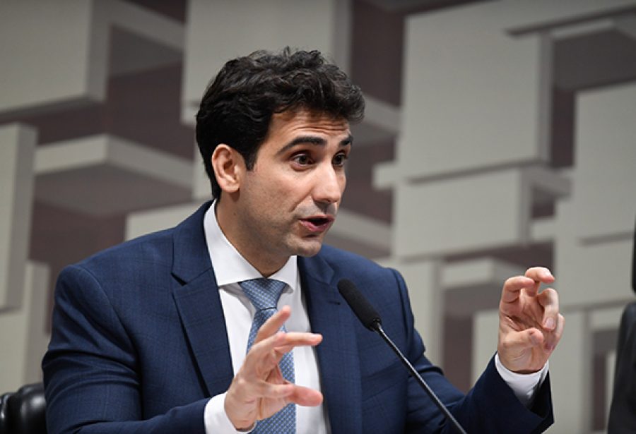 Galípolo não vai culpar Campos Neto por crise do Master