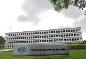 Gastos fora do Orçamento mexem em juros, inflação, dívida e credibilidade, diz TCU