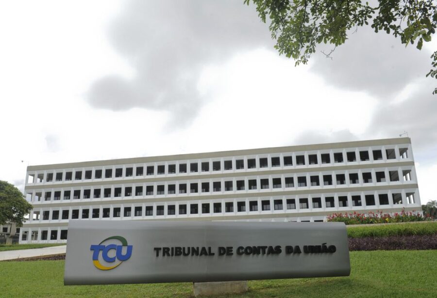 Gastos fora do Orçamento mexem em juros, inflação, dívida e credibilidade, diz TCU