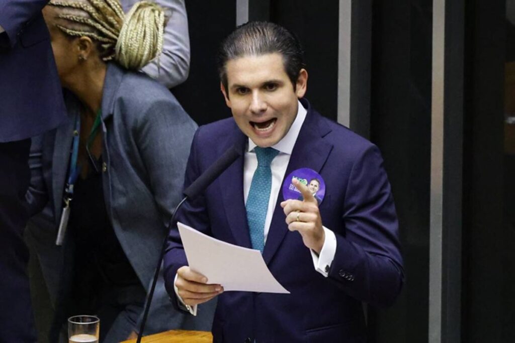 "Há unanimidade da urgência", diz Motta sobre PEC da Segurança