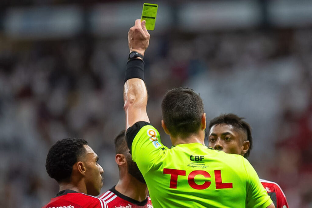 Irmão de Bruno Henrique pediu dinheiro após demora para receber aposta