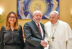 Papa usou diplomacia e viagens para atuar fora do eixo europeu