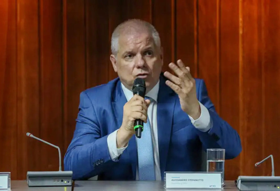 Presidente do INSS teve pedido negado pela PF a informações sobre investigações contra o órgão