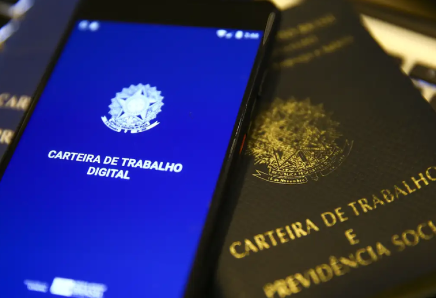 Processos que pedem vínculo de emprego, como na ‘pejotização’, crescem 57% em 2024